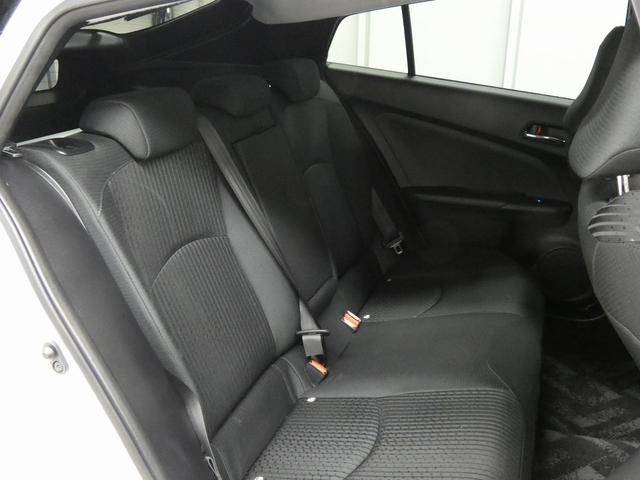 プリウス S 4WD モデリスタエアロ 純正ナビ フルセグテレビ バックカメラ トヨタセーフティセンス プッシュスタート レーダークルーズコントロール 純正アルミホイール プリクラッシュセーフティ(22枚目)