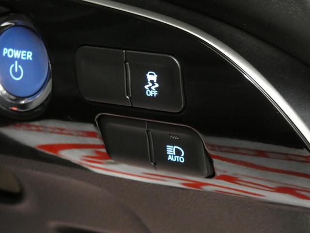 プリウス S 4WD モデリスタエアロ 純正ナビ フルセグテレビ バックカメラ トヨタセーフティセンス プッシュスタート レーダークルーズコントロール 純正アルミホイール プリクラッシュセーフティ(29枚目)