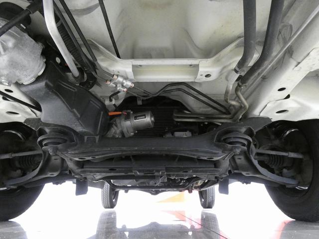 キャリイトラック 頑丈ダンプ 特装車 5MT ラジオ 運転席・助手席パワーウィンドウ ドアバイザー スペアタイヤ エアバック ハロゲンヘッドライト 駆動切替 横滑り防止機能付き(11枚目)