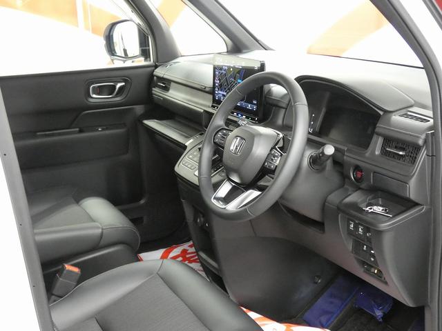 ステップワゴン スパーダ 4WD 11.4インチホンダコネクトナビ フルセグTV 全方位モニター 前後ドライブレコーダー ETC2.0 エンジンスターター付スマートキー ハーフレザーシート ホンダセンシング パワーバックドア(18枚目)