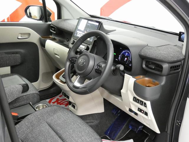 シエンタ ハイブリッドZ 4WD 寒冷地仕様 純正10インチディスプレイオーディオ フルセグTV パノラミックビューモニター 両側電動スライドドア モデリスタアーバンテックギア ETC シートヒーター トヨタセーフティセンス(19枚目)