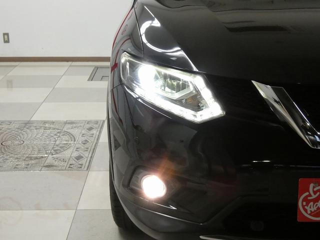 エクストレイル ２０Ｘ　エマージェンシーブレーキパッケージ　４ＷＤ　純正ナビ　ＥＴＣ　ドライブレコーダー　シートヒーター　ＨＩＤヘッドライト　フォグランプ　クリアランスソナー　横滑り防止機能　プッシュスタート　スマートキー（7枚目）