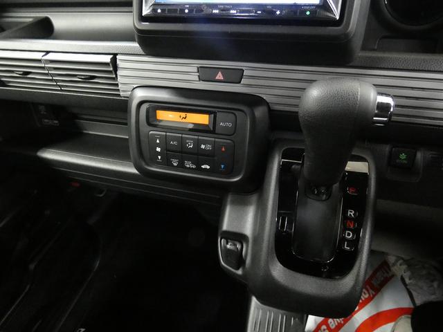 Ｎ－ＶＡＮ＋スタイル ファン・ホンダセンシング　４ＷＤ　ＣＶＴ　衝突被害軽減システム　クリアランスソナー　オートクルーズコントロール　レーンアシスト　ナビ　ＴＶ　バックカメラ　両側スライドドア　スマートキー　アイドリングストップ（9枚目）