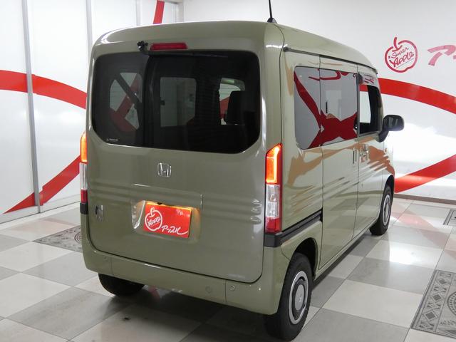 Ｎ－ＶＡＮ＋スタイル ファン・ホンダセンシング　４ＷＤ　ＣＶＴ　衝突被害軽減システム　クリアランスソナー　オートクルーズコントロール　レーンアシスト　ナビ　ＴＶ　バックカメラ　両側スライドドア　スマートキー　アイドリングストップ（14枚目）