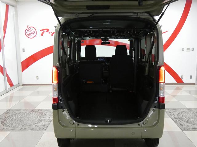 Ｎ－ＶＡＮ＋スタイル ファン・ホンダセンシング　４ＷＤ　ＣＶＴ　衝突被害軽減システム　クリアランスソナー　オートクルーズコントロール　レーンアシスト　ナビ　ＴＶ　バックカメラ　両側スライドドア　スマートキー　アイドリングストップ（19枚目）