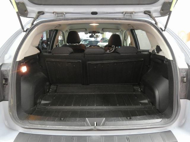 XV 2.0i-S アイサイト 4WD ナビ フルセグTV バックカメラ Bluetooth接続 LEDヘッドライト フォグランプ パドルシフト レーダークルーズコントロール 衝突被害軽減ブレーキ レーンキープアシスト パドルシフト(10枚目)