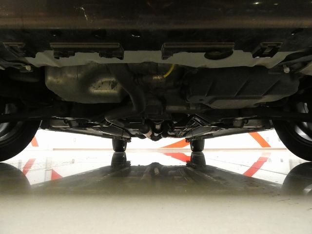 タント カスタムＲＳ　ＳＡ　４ＷＤ　ナビ　フルセグＴＶ　バックカメラ　フォグランプ　両側電動スライドドア　ドライブレコーダー　ＥＴＣ　横滑り防止機能　衝突被害軽減ブレーキ　ステアリングスイッチ　純正アルミホイール（10枚目）