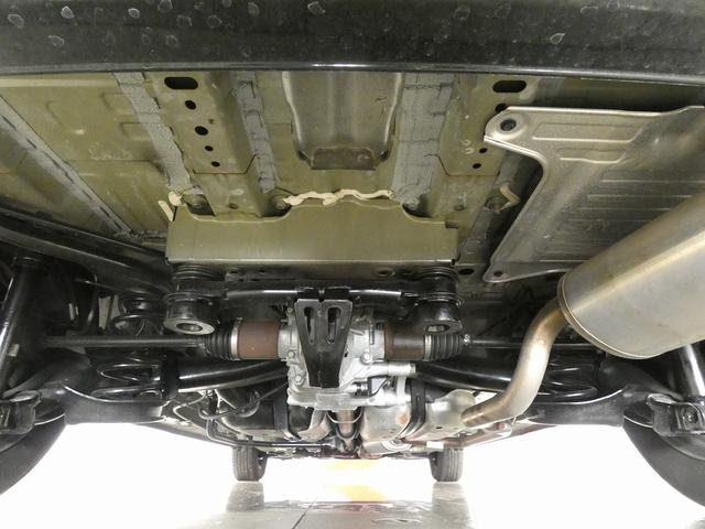 フリード Ｇ・ホンダセンシング　４ＷＤ　ギャザーズナビ　フルセグＴＶ　バックカメラ　Ｂｌｕｅｔｏｏｔｈ接続　両側電動スライドドア　前席シートヒーター　ＥＴＣ　ドライブレコーダー　レーダークルーズコントロール　衝突被害軽減ブレーキ（11枚目）