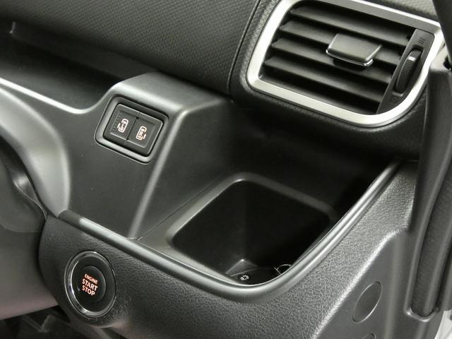 「乗る後の安心！！！」当店では、最長３６カ月、走行距離３万ｋｍまで保証致します。（有償保証。車種により異なります）保証は全国でお受けいただけます。