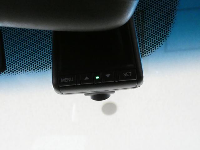 フィットハイブリッド Ｌ　ホンダセンシング　４ＷＤ　ドライブレコーダー　ＥＴＣ　バックカメラ　ナビ　ＴＶ　オートクルーズコントロール　レーンアシスト　衝突被害軽減システム　オートライト　ＬＥＤヘッドランプ　スマートキー（15枚目）