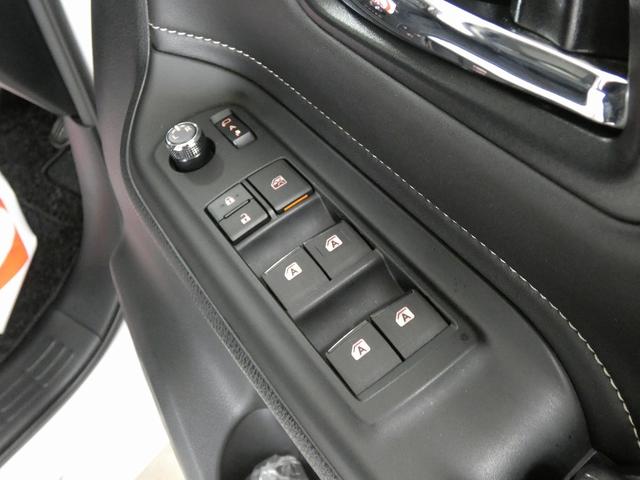 エスクァイア Gi 4WD TRDエアロ 純正大型ナビ フルセグTV バックカメラ 後席フリップダウンモニター 寒冷地仕様 シートヒーター 両側電動スライドドア 純正エンジンスターター ドライブレコーダー(32枚目)