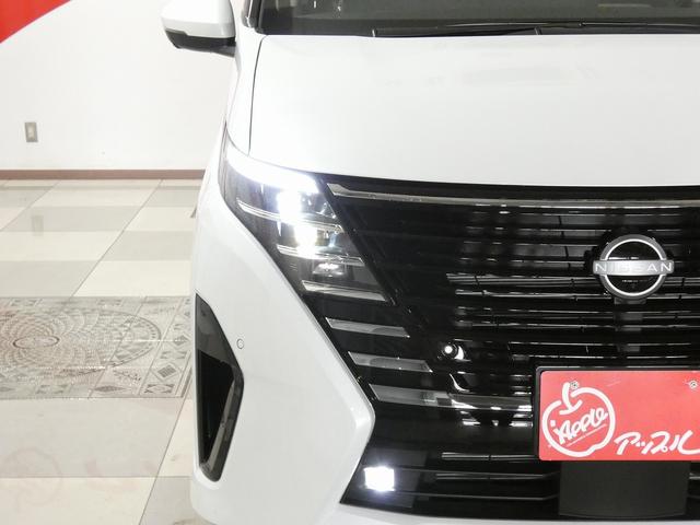 セレナ ハイウェイスターV 4WD 日産コネクトナビ フルセグTV アラウンドビューモニター プロパイロット LEDヘッドライト ハンズフリー両側電動スライドドア 本革巻ステアリング ステアリングヒーター シートヒーター(7枚目)