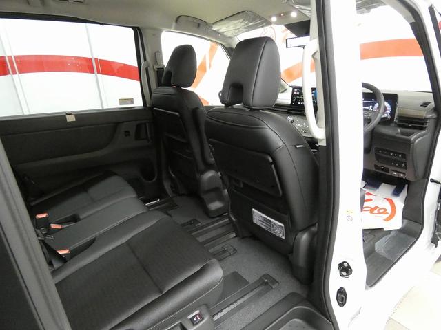 セレナ ハイウェイスターV 4WD 日産コネクトナビ フルセグTV アラウンドビューモニター プロパイロット LEDヘッドライト ハンズフリー両側電動スライドドア 本革巻ステアリング ステアリングヒーター シートヒーター(32枚目)