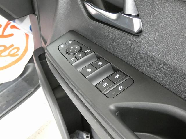 セレナ ハイウェイスターV 4WD 日産コネクトナビ フルセグTV アラウンドビューモニター プロパイロット LEDヘッドライト ハンズフリー両側電動スライドドア 本革巻ステアリング ステアリングヒーター シートヒーター(33枚目)