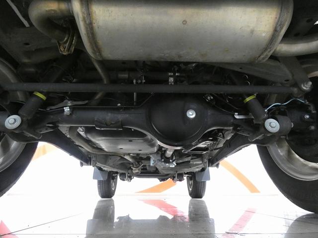 ジムニー ＸＣ　４ＷＤ　５ＭＴ　オートクルーズコントロール　レーンアシスト　ディスプレイオーディオ　Ｂｌｕｅｔｏｏｔｈ接続　衝突被害軽減システム　オートライト　ＬＥＤヘッドランプ　電動格納ミラー　シートヒーター（8枚目）