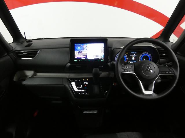 デリカミニ Ｔ　４ＷＤ　ドライブレコーダー　バックカメラ　両側スライド・片側電動　ナビ　ＴＶ　レーンアシスト　衝突被害軽減システム　オートライト　ＬＥＤヘッドランプ　スマートキー　アイドリングストップ　電動格納ミラー（2枚目）