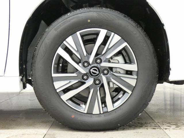 セレナ ハイウェイスターＶ　４ＷＤ　純正ナビ　アラウンドビューモニター　フルセグＴＶ　　Ｂｌｕｅｔｏｏｔｈ接続　両側パワースライドドア　プロパイロット　レーダークルーズコントロール　インテリジェントルームミラー　シートヒーター（9枚目）