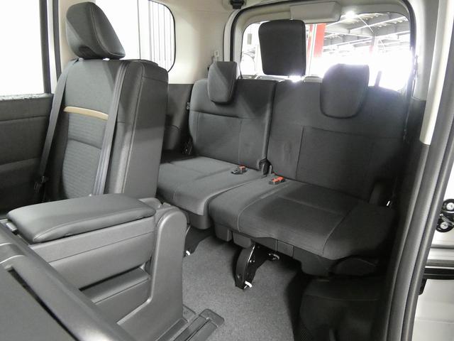 セレナ ハイウェイスターＶ　４ＷＤ　純正ナビ　アラウンドビューモニター　フルセグＴＶ　　Ｂｌｕｅｔｏｏｔｈ接続　両側パワースライドドア　プロパイロット　レーダークルーズコントロール　インテリジェントルームミラー　シートヒーター（52枚目）