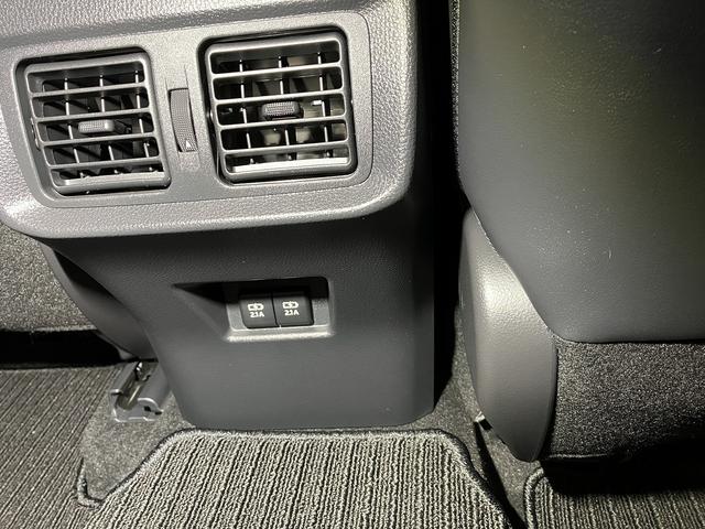 ハリアーハイブリッド G 4WD モデリスタエアロ デジタルインナーミラー ETC バックカメラ クリアランスソナー オートクルーズコントロール パワーシート 衝突被害軽減システム LEDヘッドランプ 電動リアゲート(67枚目)