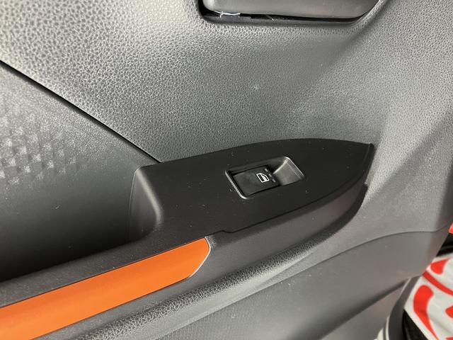 タント ファンクロスターボ 4WD バックカメラ 両側電動スライドドア フルセグTV クリアランスソナー レーンアシスト 衝突被害軽減システム LEDヘッドランプ ヘッドライトウォッシャー スマートキー アイドリングストップ(58枚目)