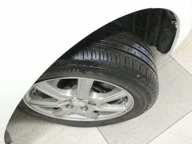 シエンタ Ｇ　クエロ　４ＷＤ　ドライブレコーダー　ＥＴＣ　バックカメラ　ナビ　フルセグＴＶ　純正エンジンスターター　衝突被害軽減システム　両側電動スライドドア　オートマチックハイビーム　ＬＥＤヘッドランプ　スマートキー（32枚目）