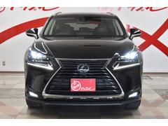 気になる中古車を見つけたら、さっそく現物確認がしたい！　当店ではオンライン来店予約を実施中です。 7