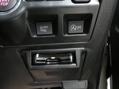 今では必需品のＥＴＣも付いております。高速道路での出入りもスムーズ。渋滞緩和にもなりエコにも繋がります。 7