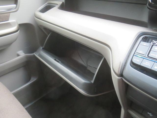 ステップワゴン Gホンダセンシング 純正メモリーナビ フルセグ バックカメラ Bluetooth エンジンスターター ETC スマートキー(40枚目)