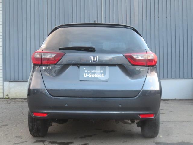 フィット ｅ：ＨＥＶベーシック　社外メモリーナビ　ワンセグ　バックカメラ　ＥＴＣ　スマートキー（26枚目）