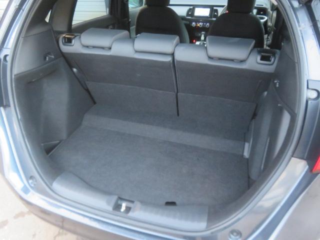 フィット ｅ：ＨＥＶベーシック　社外メモリーナビ　ワンセグ　バックカメラ　ＥＴＣ　スマートキー（59枚目）