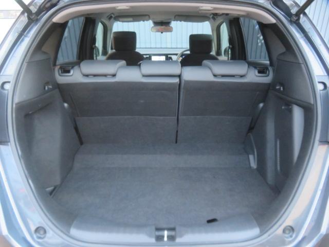 フィット ｅ：ＨＥＶベーシック　社外メモリーナビ　ワンセグ　バックカメラ　ＥＴＣ　スマートキー（61枚目）