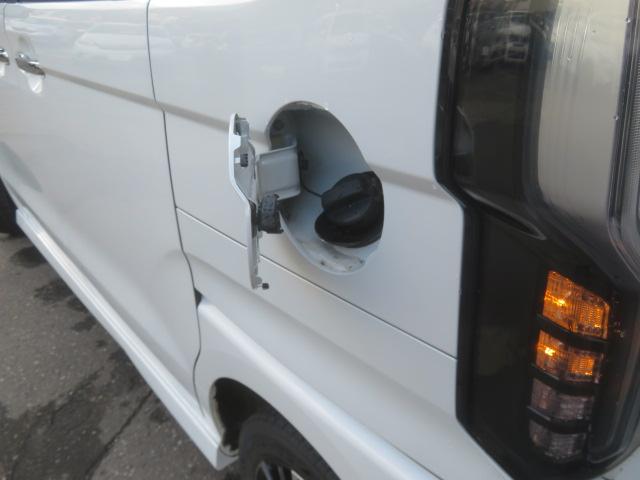 Ｎ－ＢＯＸカスタム Ｌターボ　純正メモリーナビ　Ｂｌｕｅｔｏｏｔｈ　クルーズコントロール　バックカメラ　ＥＴＣ　フルセグＴＶ　両側電動スライドドア　ＬＥＤヘッドライト　シートヒーター　ＣＤＤＶＤ再生　ドライブレコーダー（16枚目）