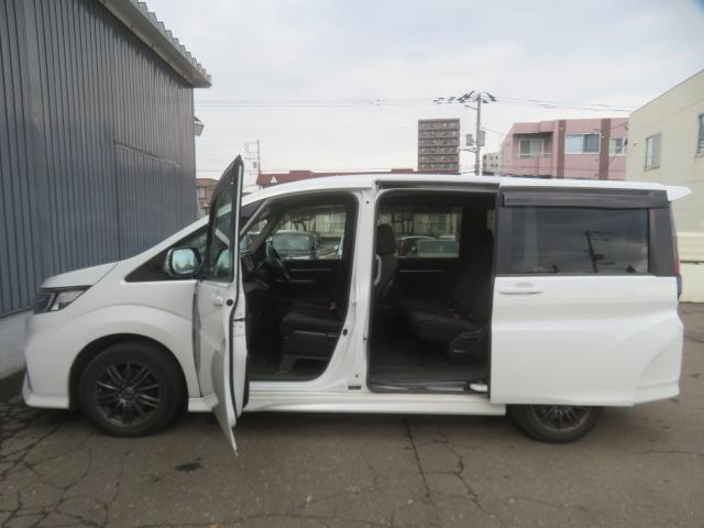 ステップワゴンスパーダ スパーダ　メモリーナビ　バックカメラ　フルセグＴＶ　ＤＶＤ再生　純正エンジンスターター　　冬タイヤ　ＥＴＣ　ＬＥＤヘッドライト　ワンオーナー　ブルートゥース　ミラーヒーター　４ＷＤ（33枚目）