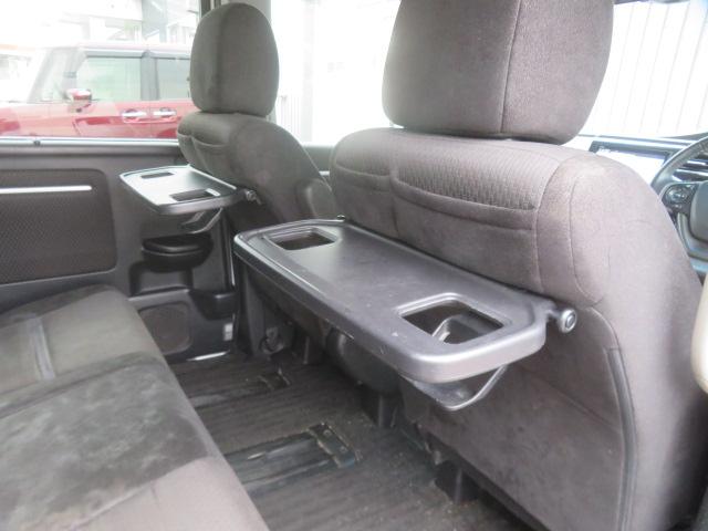 ステップワゴンスパーダ スパーダ　メモリーナビ　バックカメラ　フルセグＴＶ　ＤＶＤ再生　純正エンジンスターター　　冬タイヤ　ＥＴＣ　ＬＥＤヘッドライト　ワンオーナー　ブルートゥース　ミラーヒーター　４ＷＤ（58枚目）