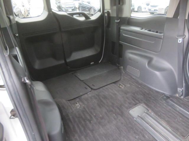 ステップワゴンスパーダ スパーダ　メモリーナビ　バックカメラ　フルセグＴＶ　ＤＶＤ再生　純正エンジンスターター　　冬タイヤ　ＥＴＣ　ＬＥＤヘッドライト　ワンオーナー　ブルートゥース　ミラーヒーター　４ＷＤ（64枚目）