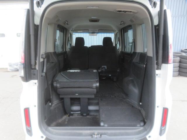 ステップワゴンスパーダ スパーダ　メモリーナビ　バックカメラ　フルセグＴＶ　ＤＶＤ再生　純正エンジンスターター　　冬タイヤ　ＥＴＣ　ＬＥＤヘッドライト　ワンオーナー　ブルートゥース　ミラーヒーター　４ＷＤ（67枚目）