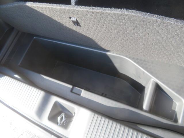 ヴェゼル e:HEVZ ワンオーナー 純正メモリーナビ フルセグ バックカメラ ドライブレコーダー ETC 電動リアゲート シートヒーター Bluetooth ミラーヒーター ステアリングヒーター(58枚目)