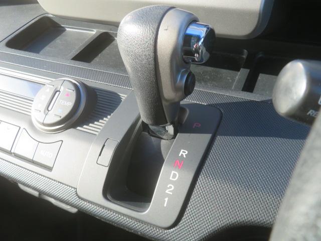 フリードスパイク Ｇプレミアムエディション　社外メモリーナビ　フルセグ　バックカメラ　エンジンスターター　ＥＴＣ　Ｂｌｕｅｔｏｏｔｈ　電動スライドドア（49枚目）