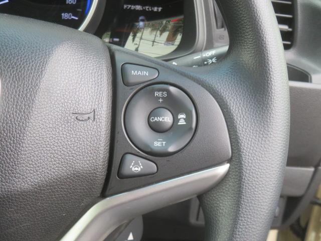 フィット １３Ｇ・Ｆコンフォートエディション　純正ナビ　バックカメラ　エンジンスターター　シートヒーター（10枚目）