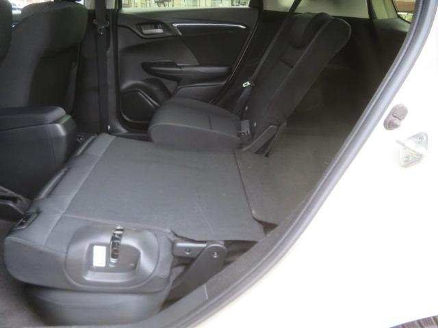 フィット １３Ｇ・Ｆコンフォートエディション　純正ナビ　バックカメラ　エンジンスターター　シートヒーター（19枚目）