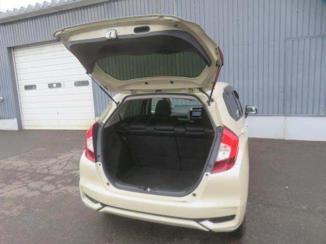 フィット １３Ｇ・Ｆコンフォートエディション　純正ナビ　バックカメラ　エンジンスターター　シートヒーター（32枚目）