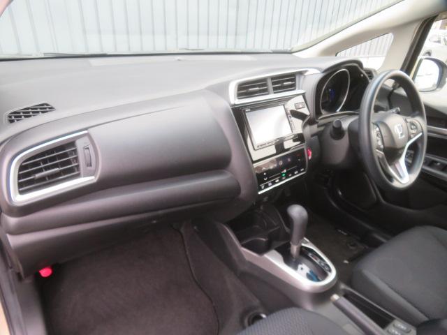 フィット １３Ｇ・Ｆコンフォートエディション　純正ナビ　バックカメラ　エンジンスターター　シートヒーター（39枚目）