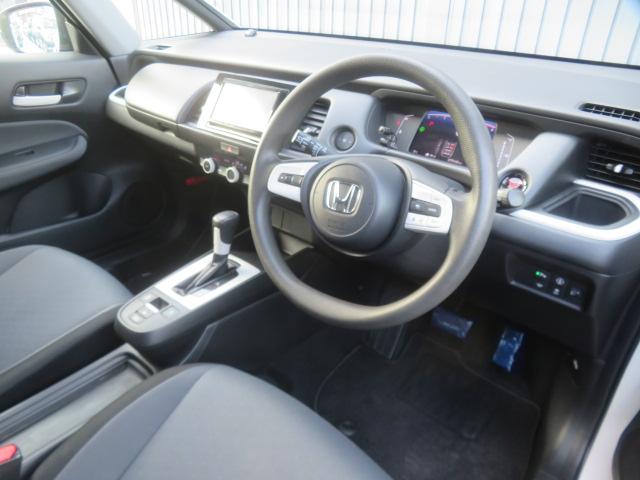 フィット ベーシック　４ＷＤ　メモリーナビ　ブルートゥース　　バックカメラ　ミラーヒーター（67枚目）