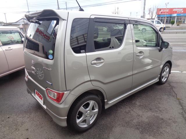 ワゴンＲ ハイブリッドＦＺ　４ＷＤ　ワンオーナー　全方位モニター　スマートキー（6枚目）