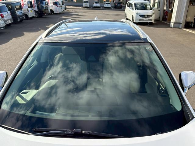 ＲＸ ＲＸ４５０ｈ　バージョンＬ　４ＷＤ・サンルーフ・スペアキー・パワーバックドア・パワーシート・シートヒーター・シートエアコン・クルーズコントロール・純正ナビ・ＴＶ・ＣＤ再生・Ｂｌｕｅｔｏｏｔｈ接続・サンルーフ・ＥＴＣ（17枚目）