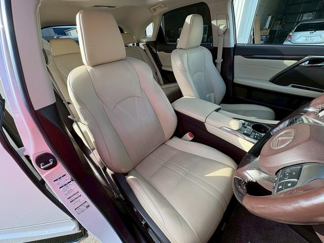 ＲＸ ＲＸ４５０ｈ　バージョンＬ　４ＷＤ・サンルーフ・スペアキー・パワーバックドア・パワーシート・シートヒーター・シートエアコン・クルーズコントロール・純正ナビ・ＴＶ・ＣＤ再生・Ｂｌｕｅｔｏｏｔｈ接続・サンルーフ・ＥＴＣ（25枚目）