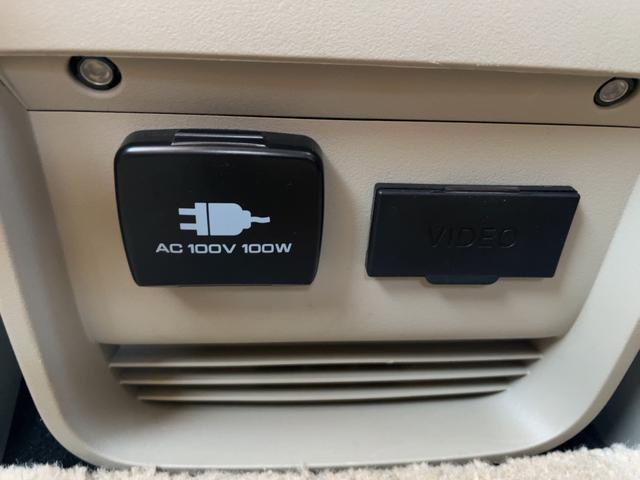 デリカＤ：５ Ｇ　プレミアム　４ＷＤ　両側パワースライドドア　パワーシート　パワーバックドア　ロックフォードサウンド　純正ナビ　ＴＶ　バックカメラ　ＤＶＤ再生　フリップダウンモニター　ガナドールマフラー（39枚目）