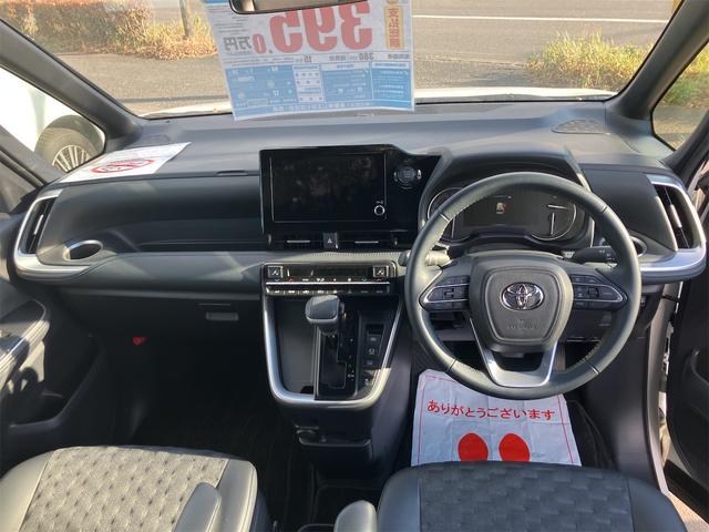 ヴォクシー S-Z 4WD バックカメラ ナビ オートクルーズコントロール レーンアシスト 衝突被害軽減システム 両側電動スライドドア オートマチックハイビーム オートライト LEDヘッドランプ スマートキー(2枚目)