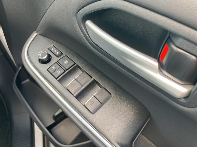 ヴォクシー S-Z 4WD バックカメラ ナビ オートクルーズコントロール レーンアシスト 衝突被害軽減システム 両側電動スライドドア オートマチックハイビーム オートライト LEDヘッドランプ スマートキー(10枚目)