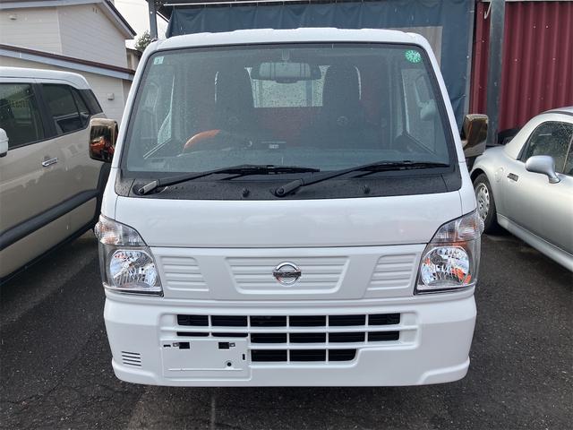 ＮＴ１００クリッパートラック ＤＸ　４ＷＤ　軽トラック　ＭＴ　アルミホイール　エアコン　パワーステアリング　運転席エアバッグ　助手席エアバッグ（2枚目）